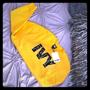 🐝 IVY PARK 🐝 Gold/Yellow Sweatshirt by Beyoncé